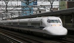 東海道・山陽新幹線　700系電車が「のぞみ」で営業運転開始