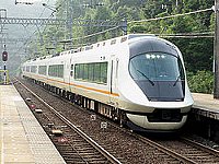 近畿日本鉄道21020系電車　画像wikipedia