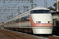 近畿日本鉄道21000系　画像wikipedia